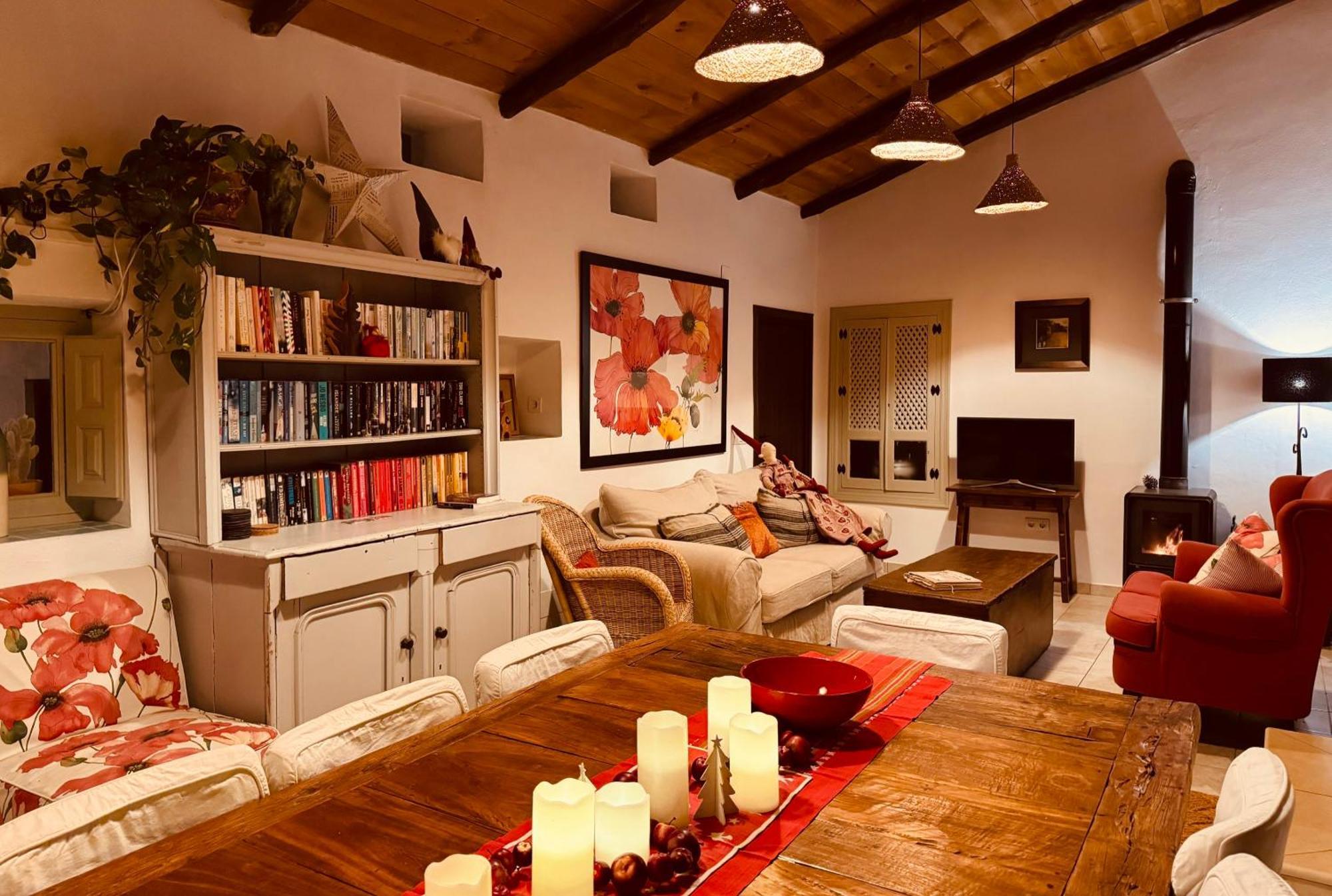 Вилла Almond Hill House Орхива Экстерьер фото